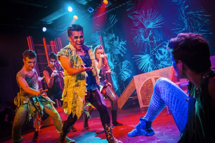 Singing and dancing dinosaurs in "Triassic Parq" by Ray of Light Theatre.